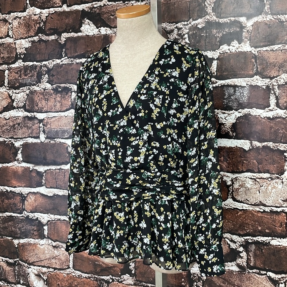 Vince Camuto Blouse Women's M Medium Black Floral Long Sleeve V-Neck Top Shirt - Picture 6 of 16